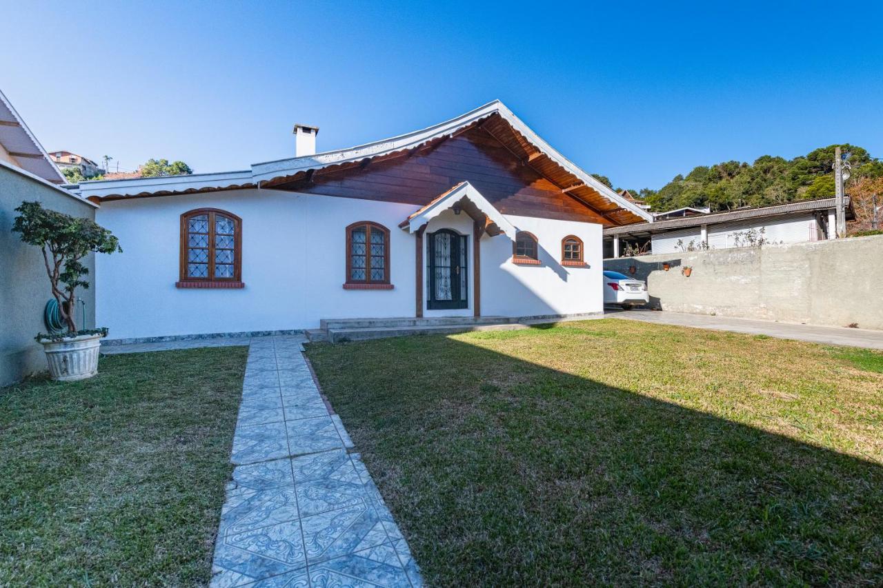 Casa Terrea Bem Localizada 3 Quartos Ate 9 Pessoas Campos Jordao Familias Criancas Кампус-ду-Жордан Екстер'єр фото